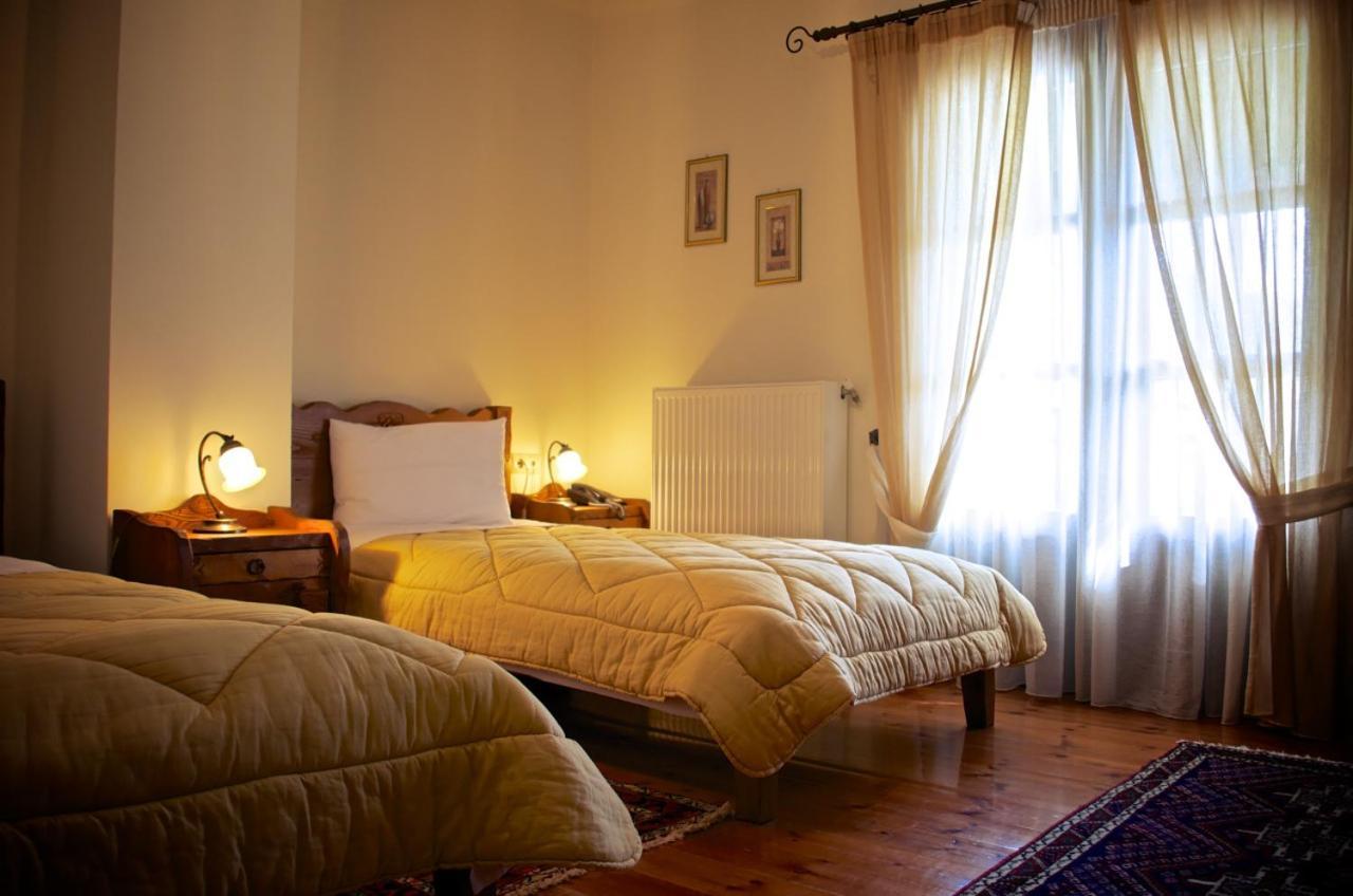 Livadherón Petrini Goniaアパートホテル 部屋 写真