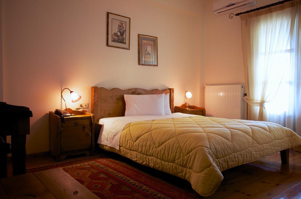 Livadherón Petrini Goniaアパートホテル 部屋 写真